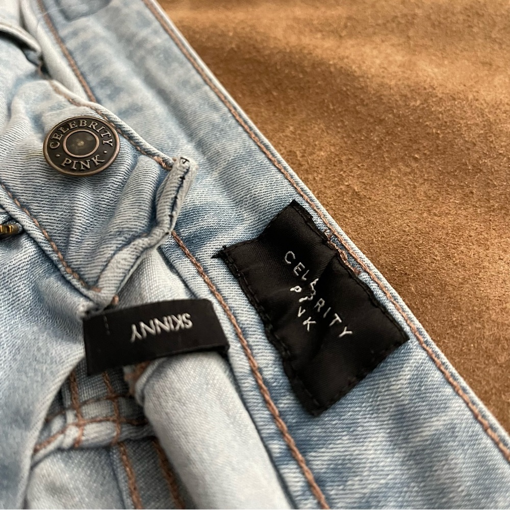 Celebrity Pink Jeans Skinny Stretch Light Wash Jeans Size 9/29 - Picture 14 of 14